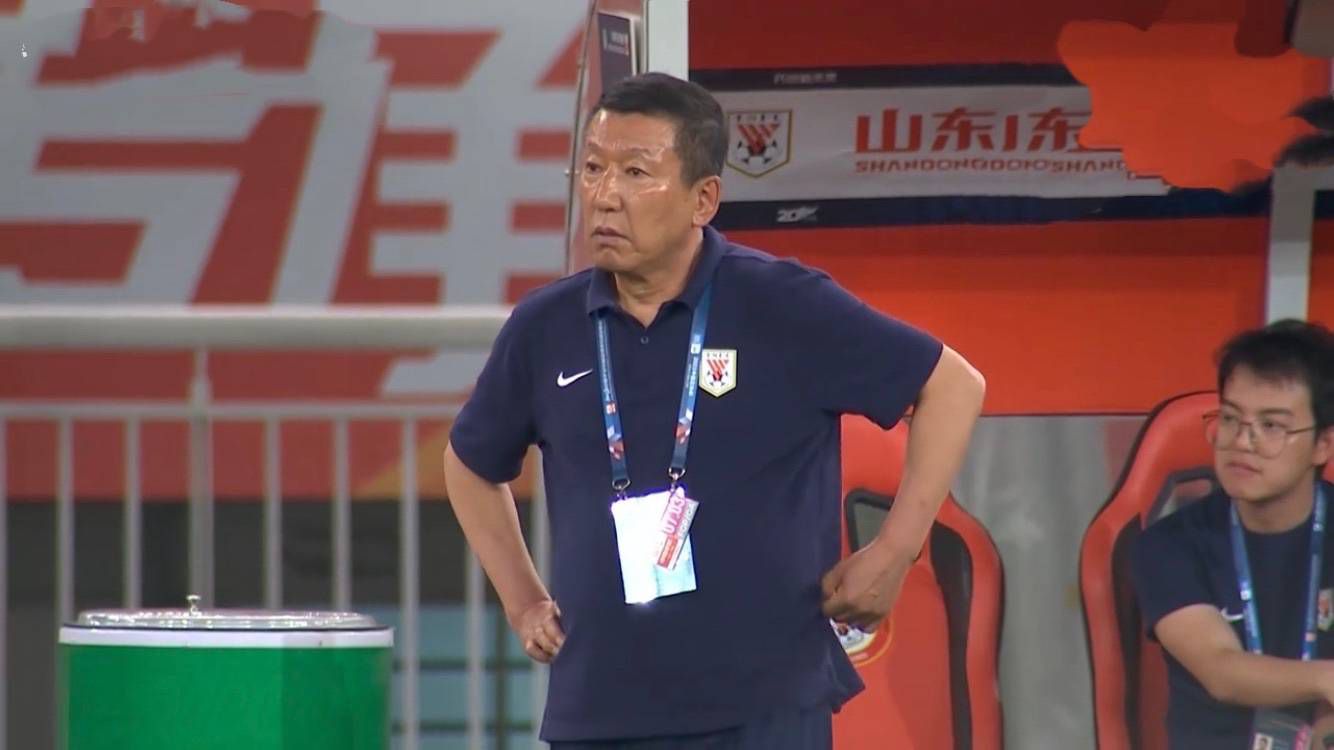 目前桑乔遭到滕哈赫弃用，本赛季他出场了3次。